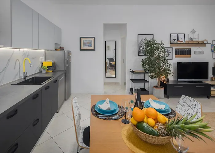 House Runa 아파트 *